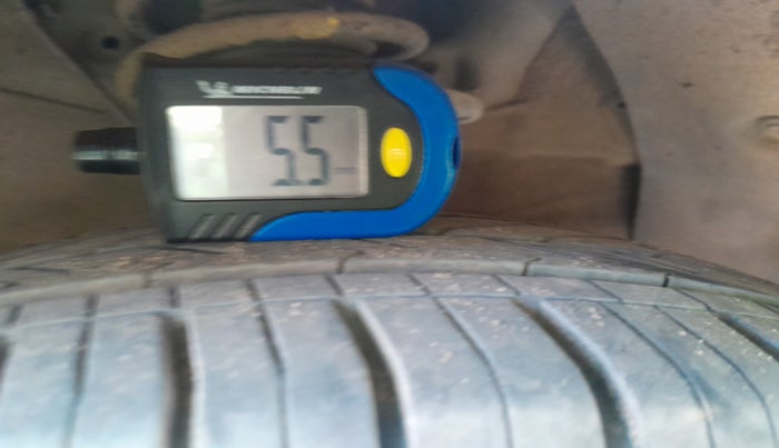 2015 Hyundai Xcent BASE 1.2, Petrol, Manual, 73,787 km, tyre