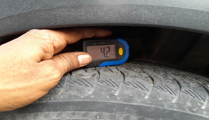 2017 Hyundai Creta S 1.4 DIESEL, Diesel, Manual, 1,23,213 km, tyre