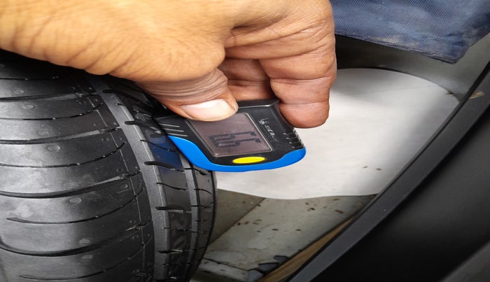 2017 Hyundai Creta S 1.4 DIESEL, Diesel, Manual, 1,23,213 km, tyre