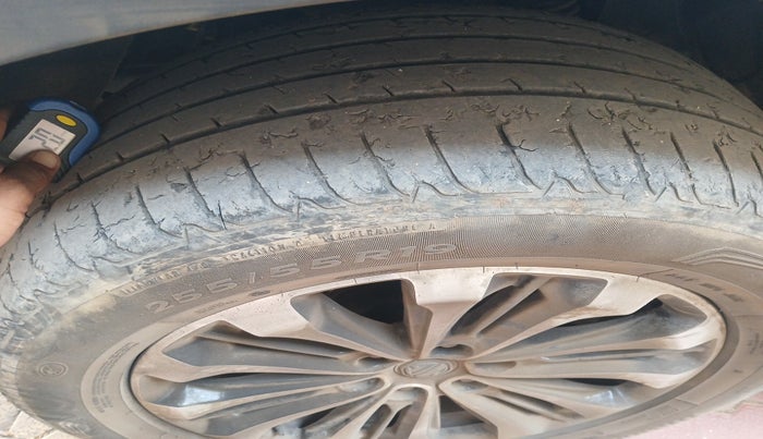 2020 MG GLOSTER SAVVY 6 STR 2.0 TWIN TURBO 4WD, Diesel, Automatic, 43,000 km, tyre