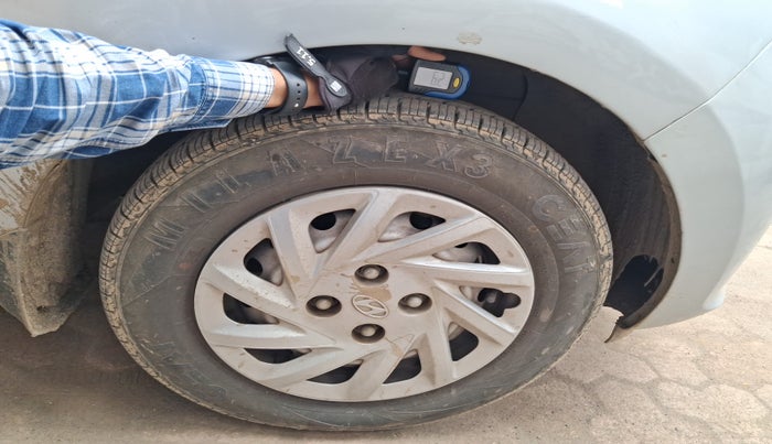 2018 Hyundai NEW SANTRO MAGNA CNG, Petrol, Manual, 93,274 km, tyre