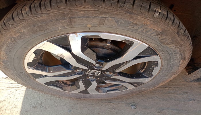 2020 Honda WR-V 1.2L I-VTEC SV MT, Petrol, Manual, 65,944 km, tyre