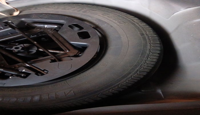 2011 Hyundai i10 MAGNA 1.2, Petrol, Manual, 36,408 km, tyre