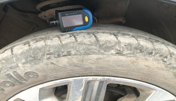 2023 Hyundai Verna  SX 1.5 MPI IVT, Petrol, Automatic, 42,448 km, tyre