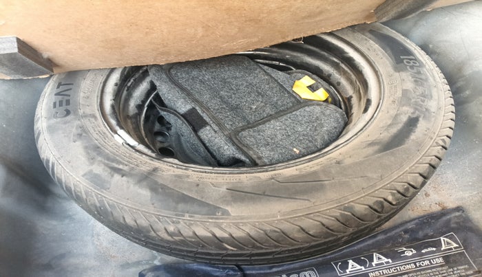 2023 Hyundai Verna  SX 1.5 MPI IVT, Petrol, Automatic, 42,448 km, tyre