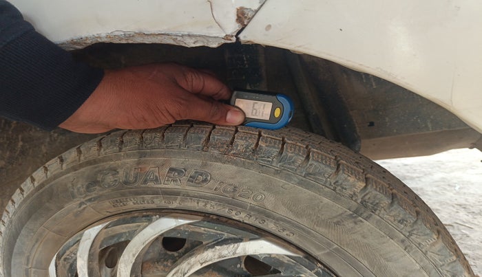 2014 Datsun Go T, Petrol, Manual, 92,160 km, tyre