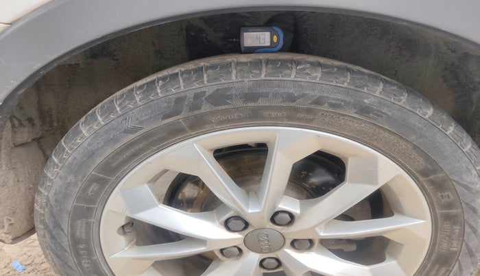 2015 Audi Q3 35 TDI Quattro, Diesel, Automatic, 71,000 km, tyre