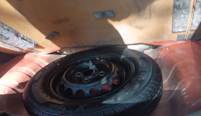 2021 Maruti Alto LXI O, Petrol, Manual, 47,735 km, tyre