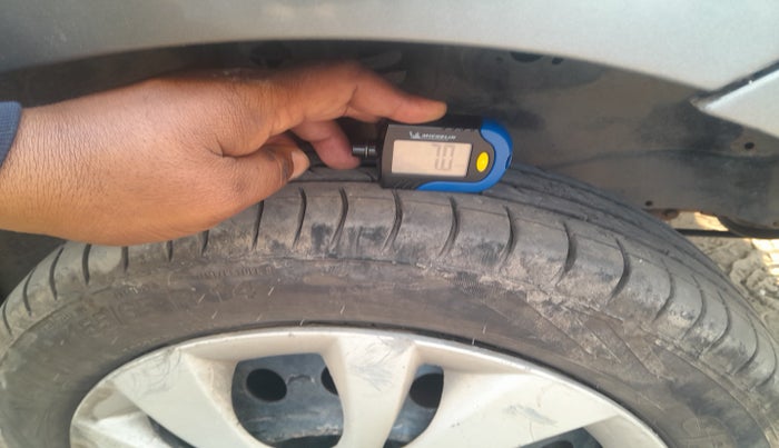 2014 Maruti Wagon R 1.0 VXI, Petrol, Manual, 90,278 km, tyre