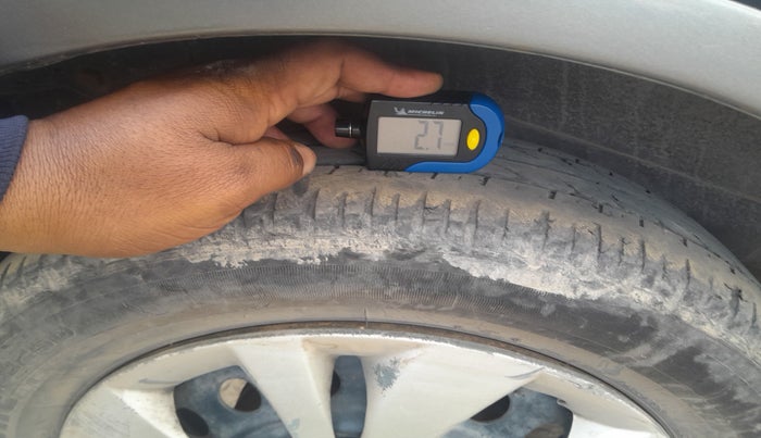 2014 Maruti Wagon R 1.0 VXI, Petrol, Manual, 90,278 km, tyre