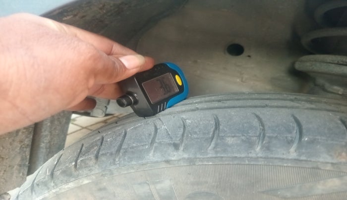 2012 Maruti Wagon R 1.0 LXI, Petrol, Manual, 66,137 km, tyre