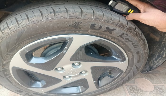 2021 Hyundai Verna S PLUS 1.5 VTVT, Petrol, Manual, 58,811 km, tyre