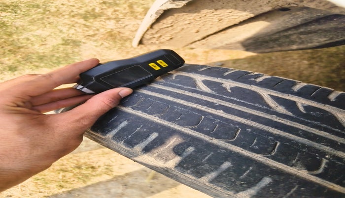 2012 Honda Brio S MT, Petrol, Manual, 60,413 km, tyre