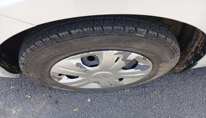 2018 Maruti Swift VXI, Petrol, Manual, 61,674 km, tyre