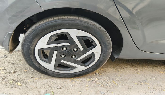 2023 Hyundai GRAND I10 NIOS SPORTZ AMT 1.2 KAPPA VTVT, Petrol, Automatic, 22,604 km, tyre