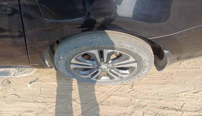 2021 KIA CARNIVAL PREMIUM 2.2 8 STR, Diesel, Automatic, 40,649 km, tyre