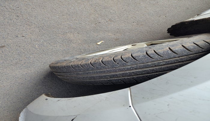 2018 Hyundai NEW SANTRO MAGNA, Petrol, Manual, 1,28,334 km, tyre