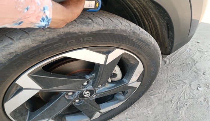 2021 Hyundai ALCAZAR PLATINUM(O) 6STR 1.5 AT, Diesel, Automatic, 32,215 km, tyre