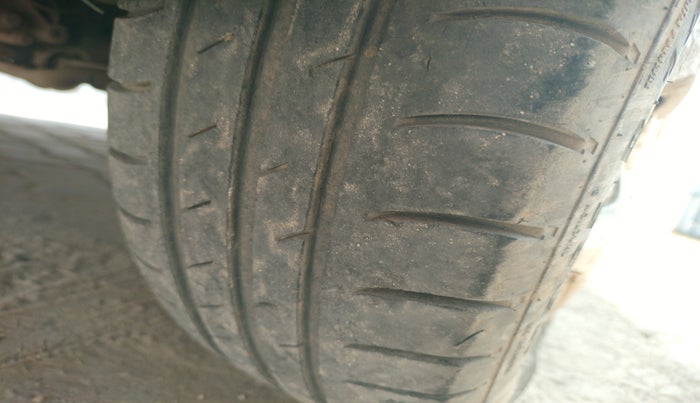 2018 Tata Tiago XT PETROL, Petrol, Manual, 1,73,183 km, tyre