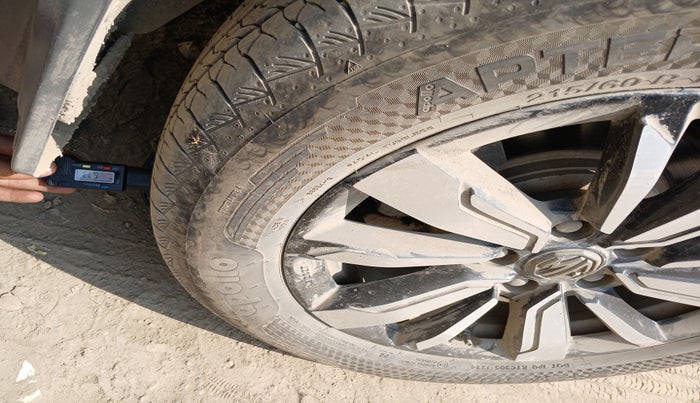 2020 MG HECTOR SHARP 2.0 DIESEL, Diesel, Manual, 49,323 km, tyre