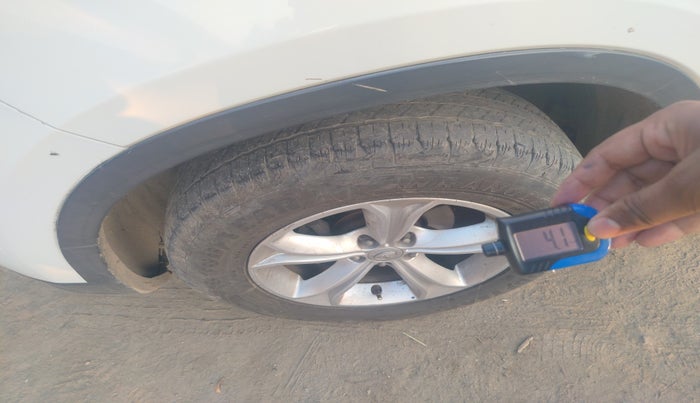 2019 Tata Harrier XZ 2.0L, Diesel, Manual, 1,25,144 km, tyre