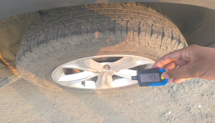 2019 Tata Harrier XZ 2.0L, Diesel, Manual, 1,25,144 km, tyre