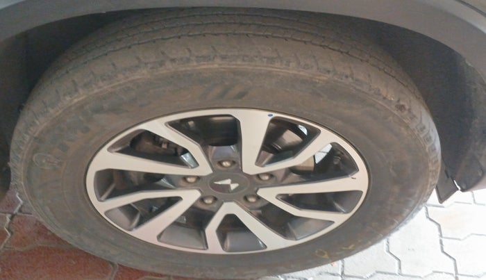 2023 Mahindra SCORPIO-N Z8 L DIESEL AT 4WD 7 STR, Diesel, Automatic, 61,966 km, tyre