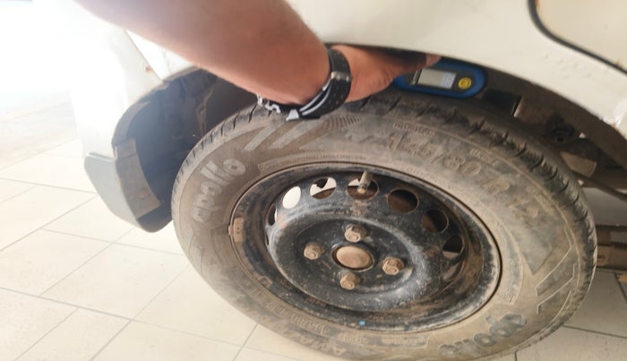 2014 Maruti Alto 800 LXI, Petrol, Manual, 1,51,685 km, tyre