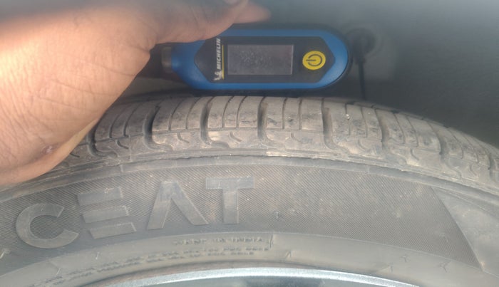 2024 Hyundai GRAND I10 NIOS SPORTZ 1.2 KAPPA VTVT CNG, Petrol, Manual, 35,026 km, tyre