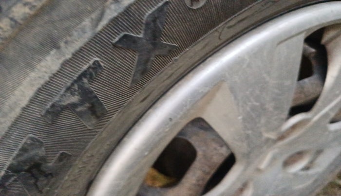 2017 Renault Kwid RXT 0.8, Petrol, Manual, 89,266 km, tyre