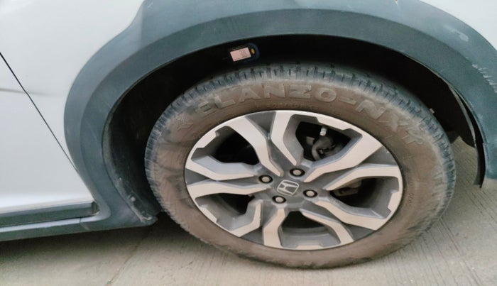 2017 Honda WR-V 1.2L I-VTEC VX MT, Petrol, Manual, 54,911 km, tyre