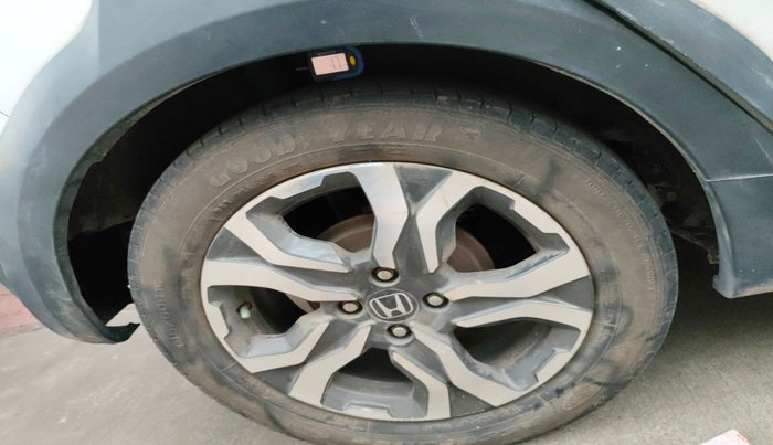 2017 Honda WR-V 1.2L I-VTEC VX MT, Petrol, Manual, 54,911 km, tyre