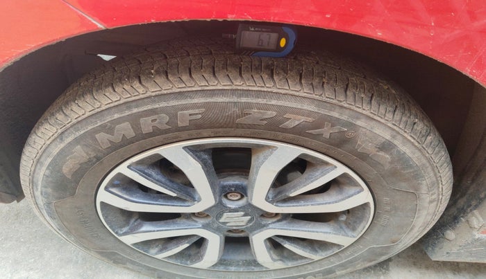 2019 Maruti Swift VXI AMT, Petrol, Automatic, 71,152 km, tyre