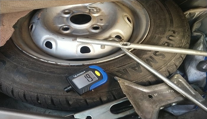 2014 Maruti Alto 800 LXI, Petrol, Manual, 1,01,428 km, tyre