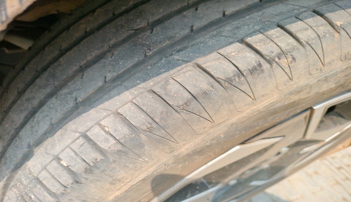 2024 KIA SONET HTK PLUS 1.5 DIESEL MT, Diesel, Manual, 41,123 km, tyre