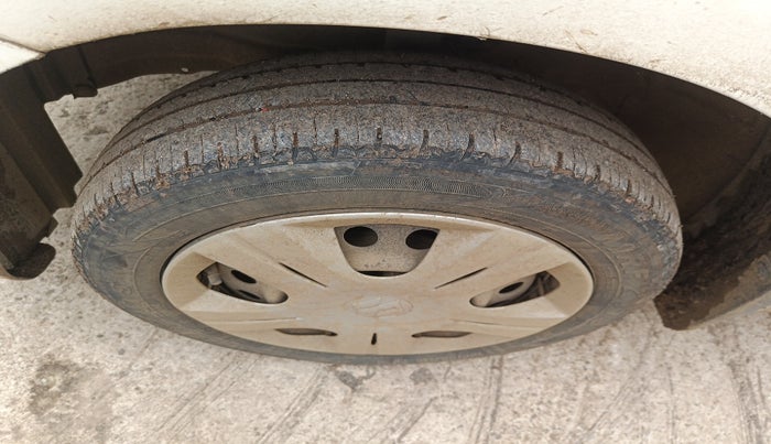 2011 Maruti Wagon R 1.0 VXI, Petrol, Manual, 1,61,162 km, tyre