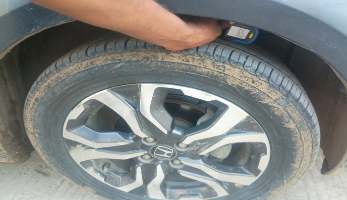 2018 Honda WR-V 1.5L I-DTEC VX MT, Diesel, Manual, 1,05,148 km, tyre