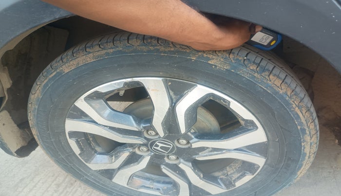 2018 Honda WR-V 1.5L I-DTEC VX MT, Diesel, Manual, 1,05,148 km, tyre