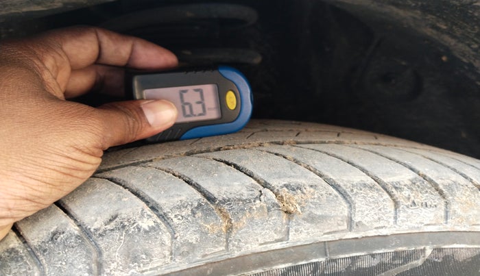 2024 MG ASTOR Shine 1.5 MT (Ivory), Petrol, Manual, 15,929 km, tyre