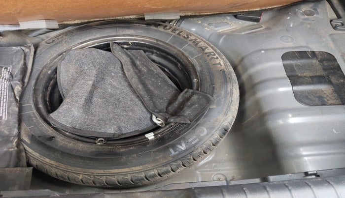 2019 Hyundai Grand i10 SPORTZ 1.2 KAPPA VTVT, Petrol, Manual, 60,174 km, tyre