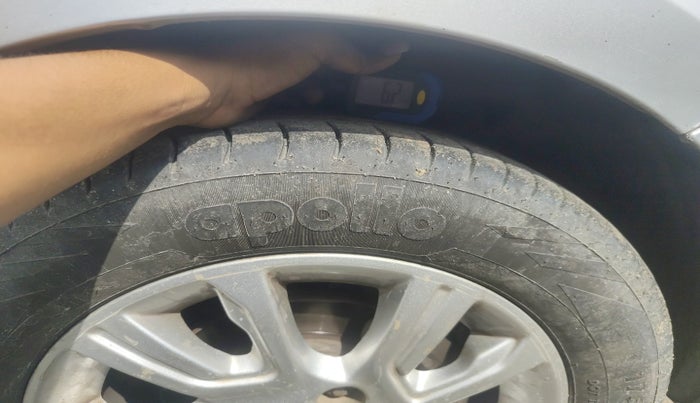 2017 Tata Tiago XZA PETROL, Petrol, Automatic, 1,05,497 km, tyre