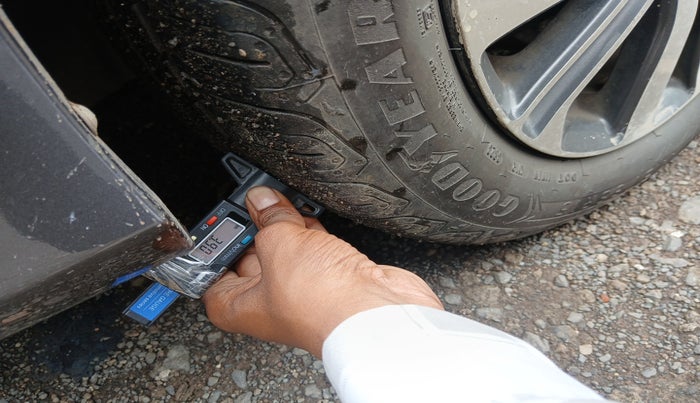 2017 Honda City 1.5L I-VTEC V MT, Petrol, Manual, 43,894 km, tyre