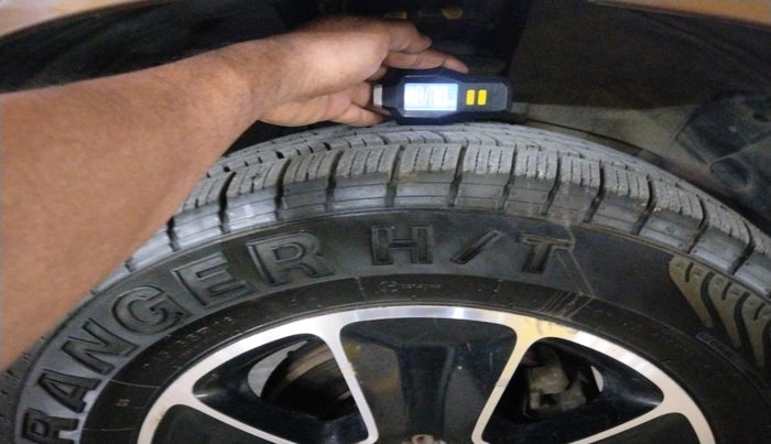 2017 Renault Duster 110 PS RXZ 4X4 MT DIESEL, Diesel, Manual, 92,510 km, tyre