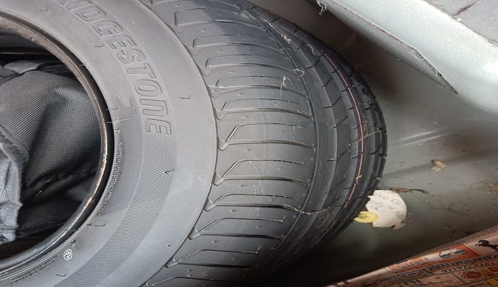 2022 Tata NEXON XM SUNROOF PETROL, Petrol, Manual, 23,932 km, tyre