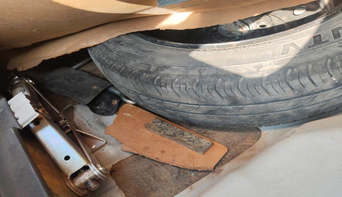 2015 Honda City 1.5L I-VTEC V MT, Petrol, Manual, 58,815 km, tyre