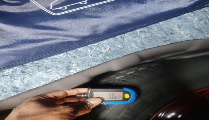 2022 Nissan MAGNITE XV MT, Petrol, Manual, 1,781 km, tyre