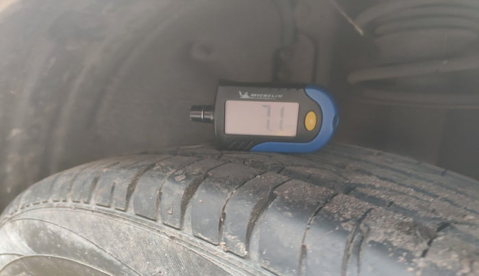 2017 Tata Tiago XZ PETROL, Petrol, Manual, 54,300 km, tyre