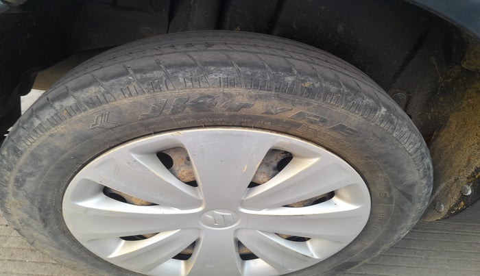 2015 Maruti Ertiga VDI SHVS, Diesel, Manual, 1,30,108 km, tyre