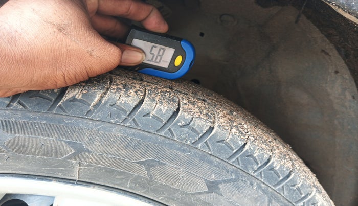 2022 Honda Amaze 1.2L I-VTEC S, Petrol, Manual, 1,07,525 km, tyre