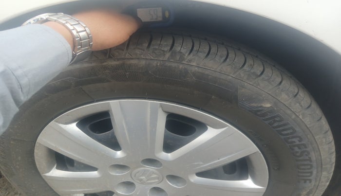 2010 Volkswagen Polo COMFORTLINE 1.2L PETROL, Petrol, Manual, 76,984 km, tyre